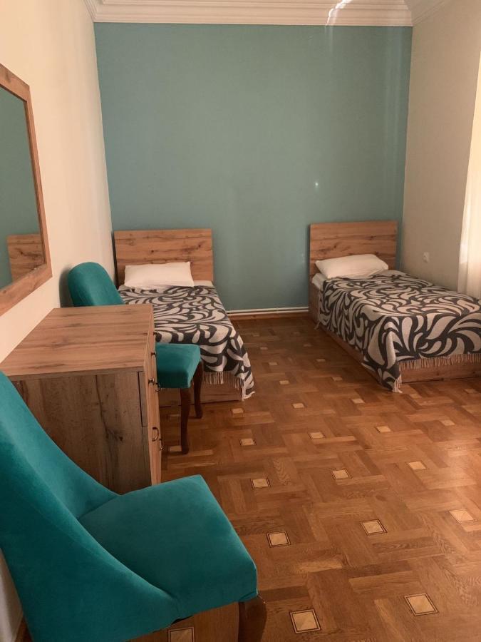 Red Castle Hotel Jerevan Buitenkant foto
